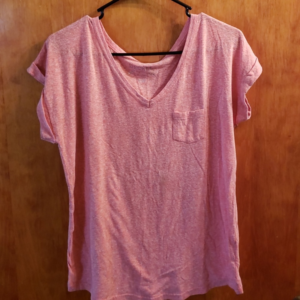 V-neck Pocket T